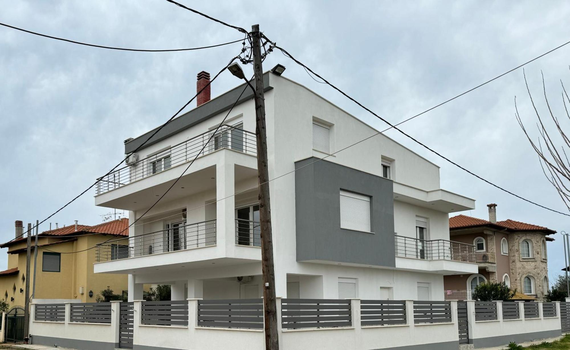 Adoniss Apartmentss 1 Paralia Dionysiou Exterior foto